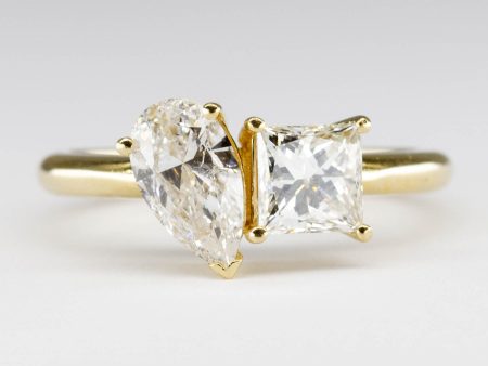 Toi et Moi Princess & Pear Diamond Ring | 1.50ctw | SZ 5.75 VS1 VS2 H I | For Sale