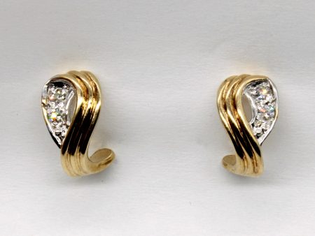 10k Gold and Diamond Earrings | 0.06ctw | Sale