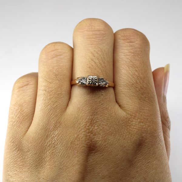 Solitaire Diamond Vintage Gold Ring | 0.02ct | SZ 7.5 | For Sale